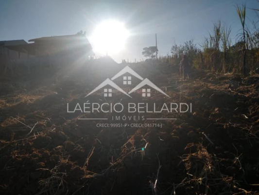 Foto 1: Lote/Terreno de 1037m² no bairro Borda da Mata, em Caçapava