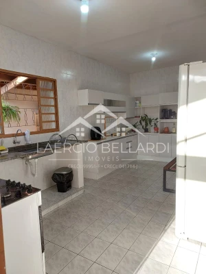 Foto 8: Casa de 3 quartos, 197m² no bairro Jardim Gurilândia, em Taubaté