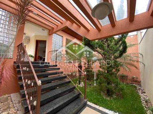 Foto 1: Casa de 3 quartos, no bairro Parque Residencial Santo André, em Caçapava